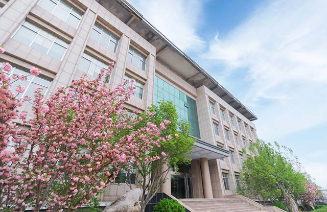 青岛CAAC培训理论教学楼.jpg 青岛CAAC培训理论教学楼.jpg