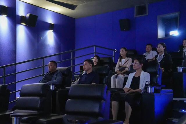 山东旅游职业学院莅临风向标航空考察并达成战略合作 (6).jpg 山东旅游职业学院莅临风向标航空考察并达成战略合作 (6).jpg